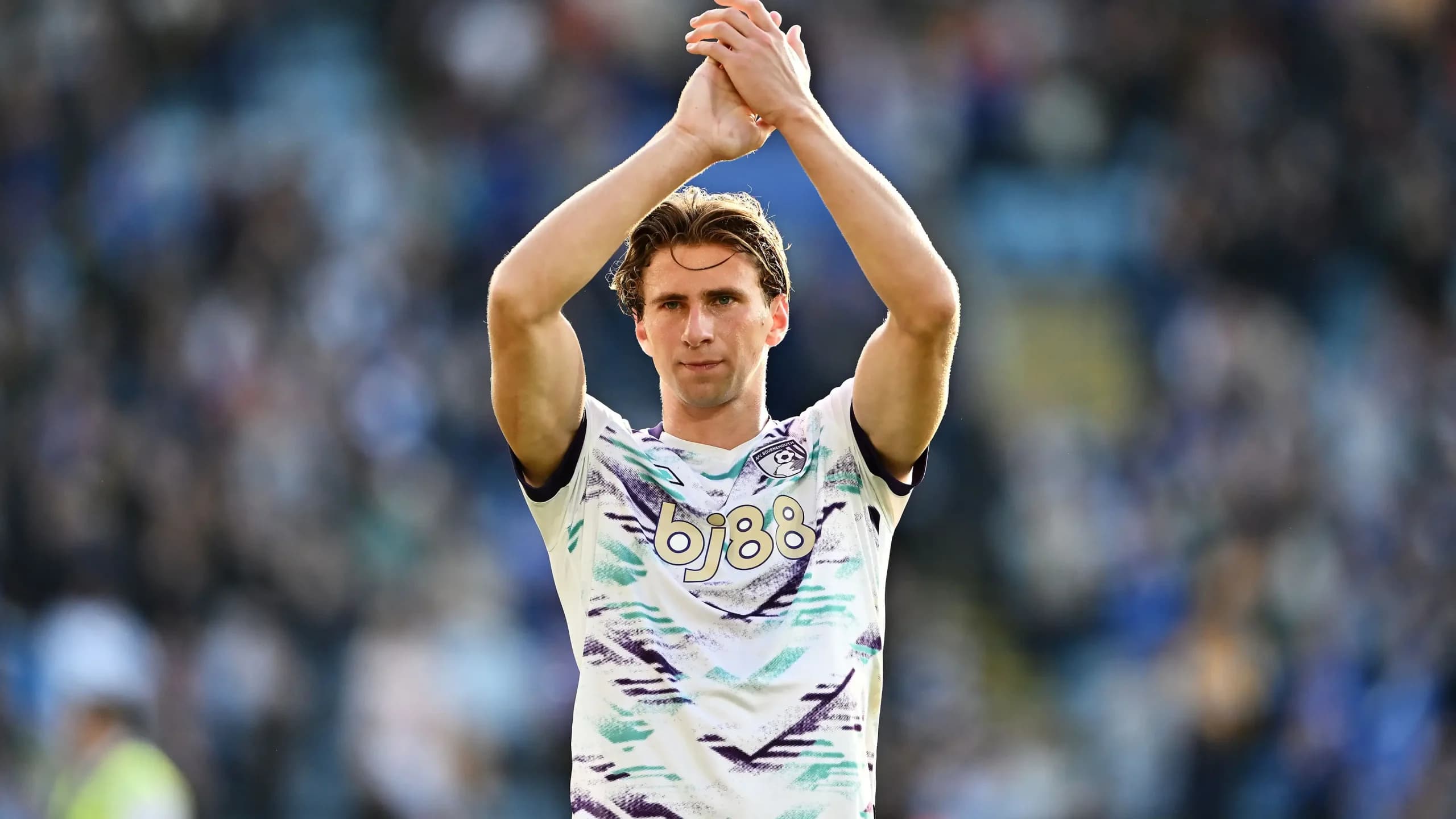 Zabarnyi pousse pour rejoindre le PSG : le défenseur veut Paris !