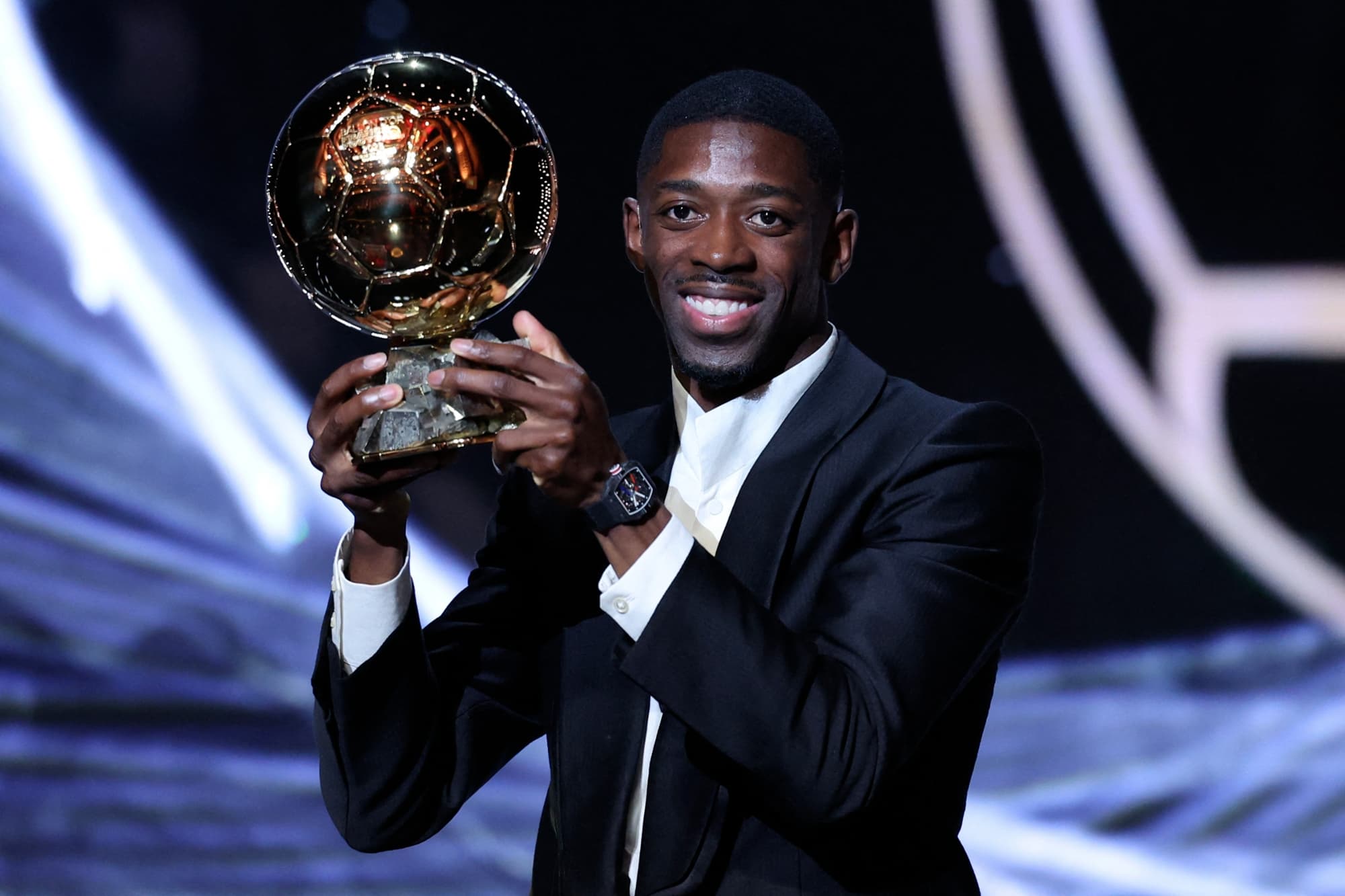 Ousmane Dembélé élu meilleur joueur de la Fifa de la saison